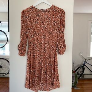 Zara puff shoulder floral dress 🌸